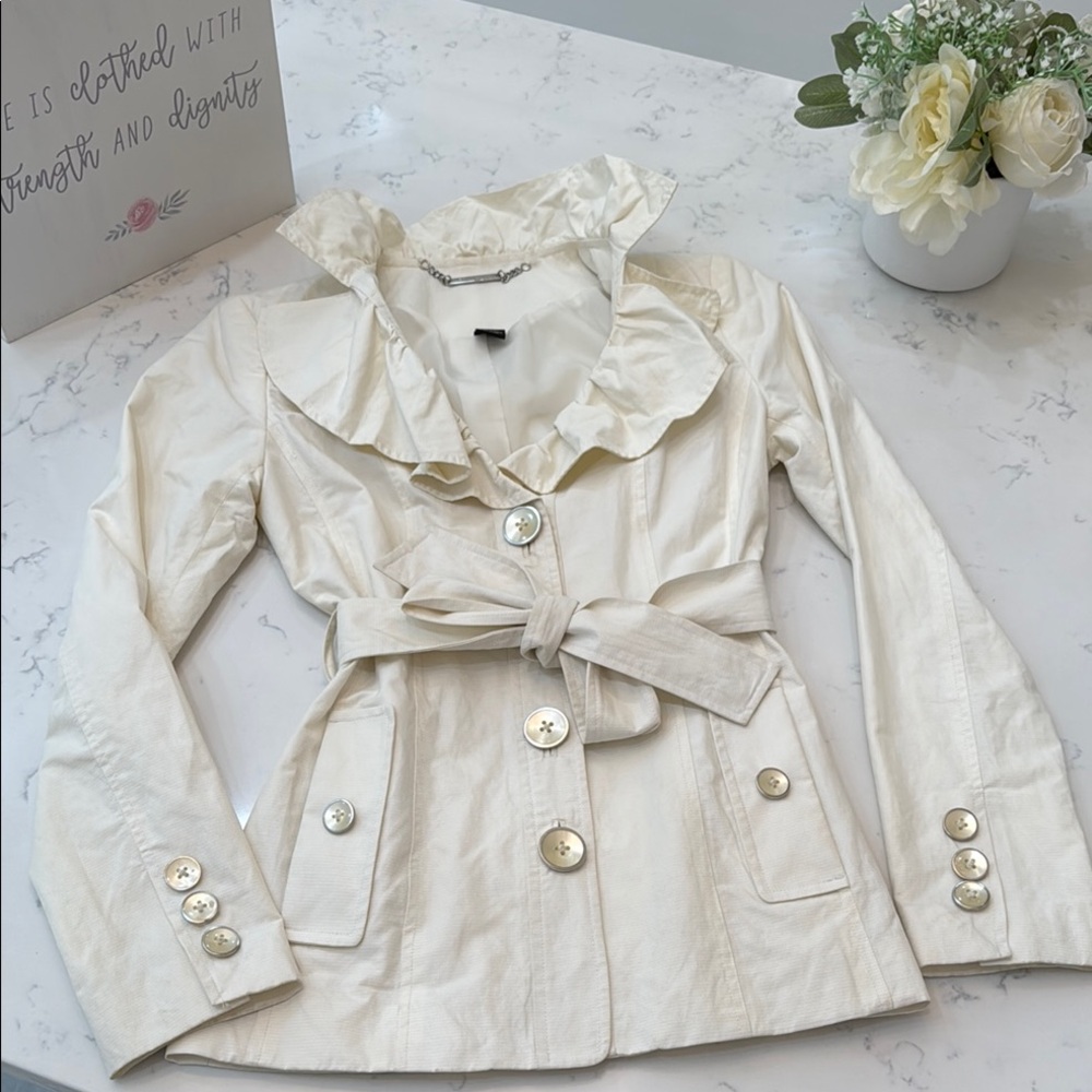 Elegant Cream Ruffled Women's Jacket
